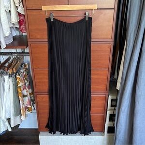 H&M full length pleated skirt